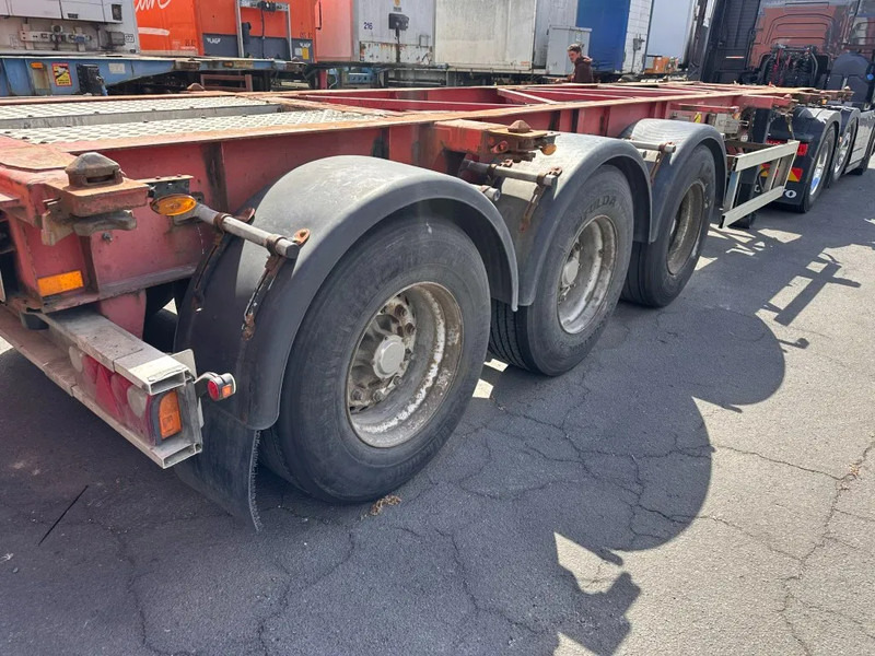 DESOT 3 x containerchassis 20-30ft - Полуприцеп-контейнеровоз/ Сменный кузов: фото 3 DESOT 3 x containerchassis 20-30ft - Полуприцеп-контейнеровоз/ Сменный кузов: фото 3
