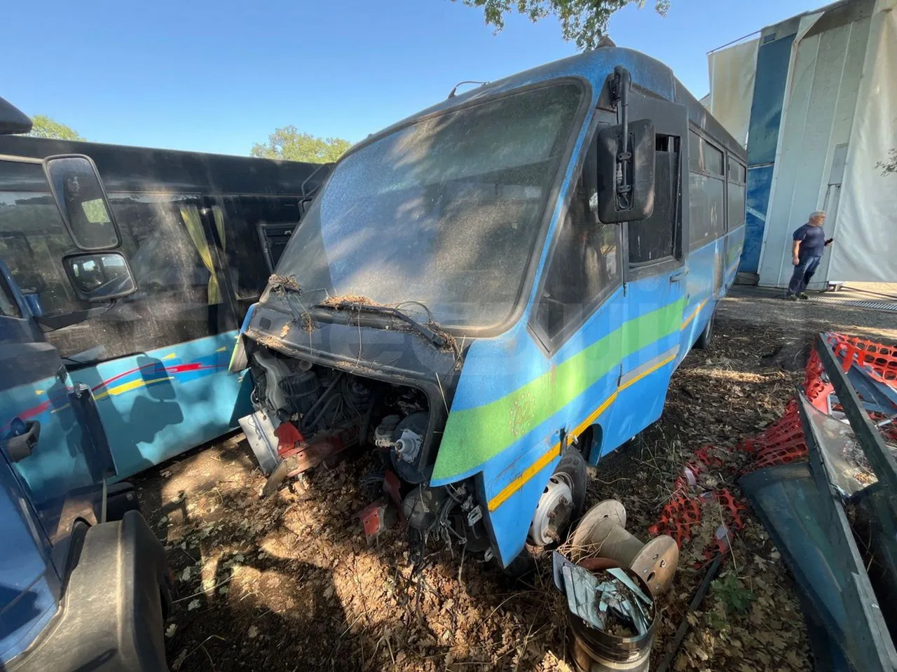 Bundle di 4 mezzi Iveco - Cacciamali Man - 10.180 HOCL Man - Neoplan Neoplan - N4011 - Городской автобус: фото 1 Bundle di 4 mezzi Iveco - Cacciamali Man - 10.180 HOCL Man - Neoplan Neoplan - N4011 - Городской автобус: фото 1