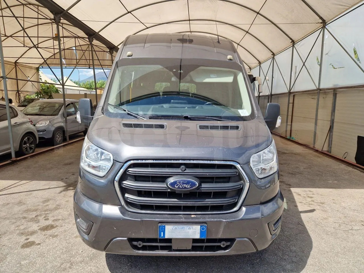 Ford Transit - Микроавтобус, Пассажирский фургон: фото 2 Ford Transit - Микроавтобус, Пассажирский фургон: фото 2
