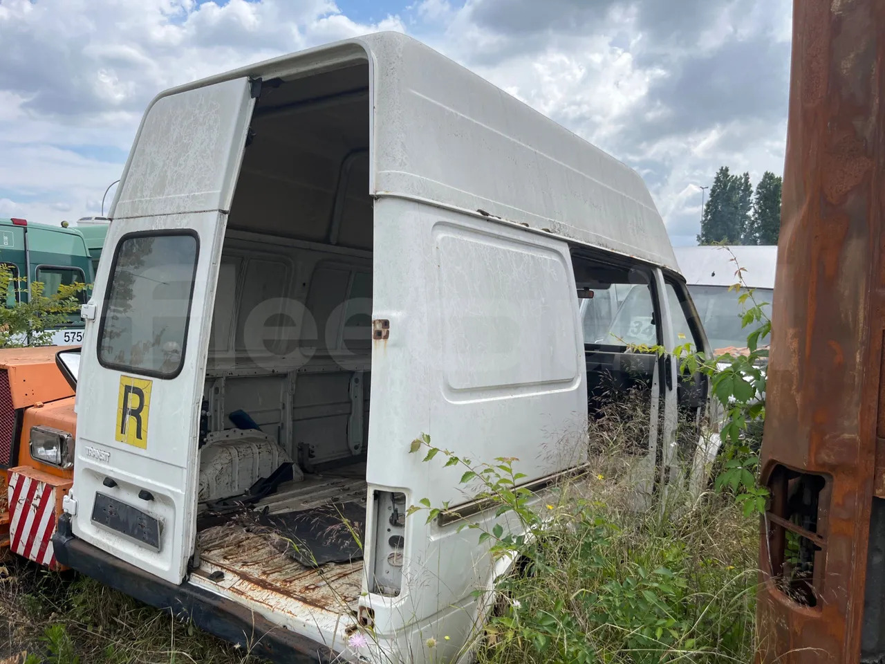 Ford Transit - Микроавтобус, Пассажирский фургон: фото 3 Ford Transit - Микроавтобус, Пассажирский фургон: фото 3