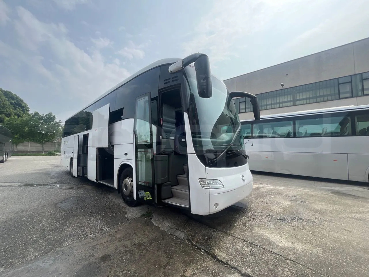 Irisbus New Domino - Туристический автобус: фото 1 Irisbus New Domino - Туристический автобус: фото 1