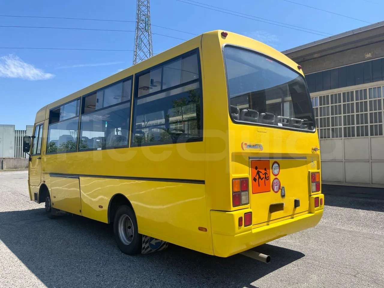 Школьный автобус Iveco Cacciamali: фото 9