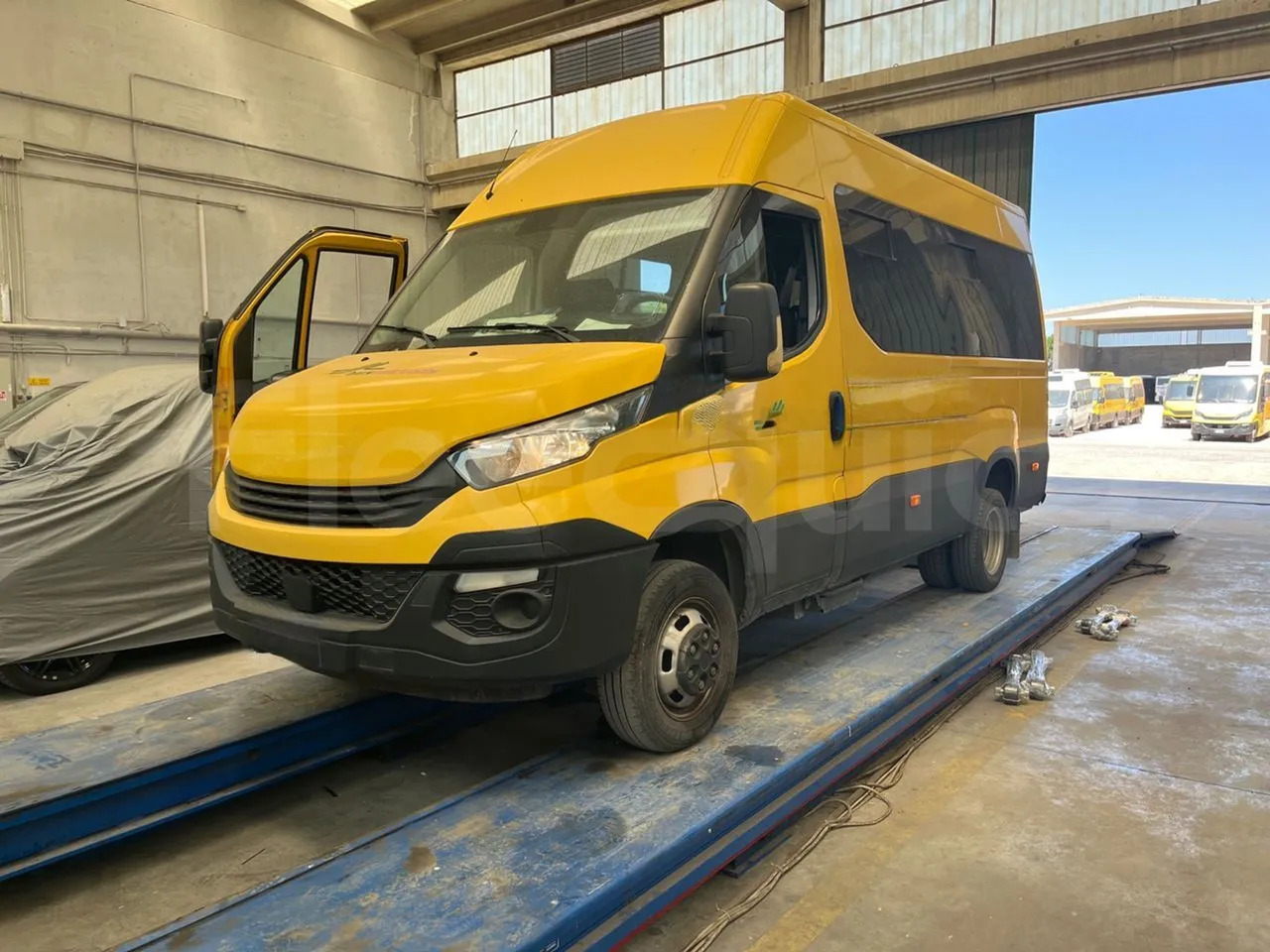 Iveco Daily - Школьный автобус: фото 4 Iveco Daily - Школьный автобус: фото 4