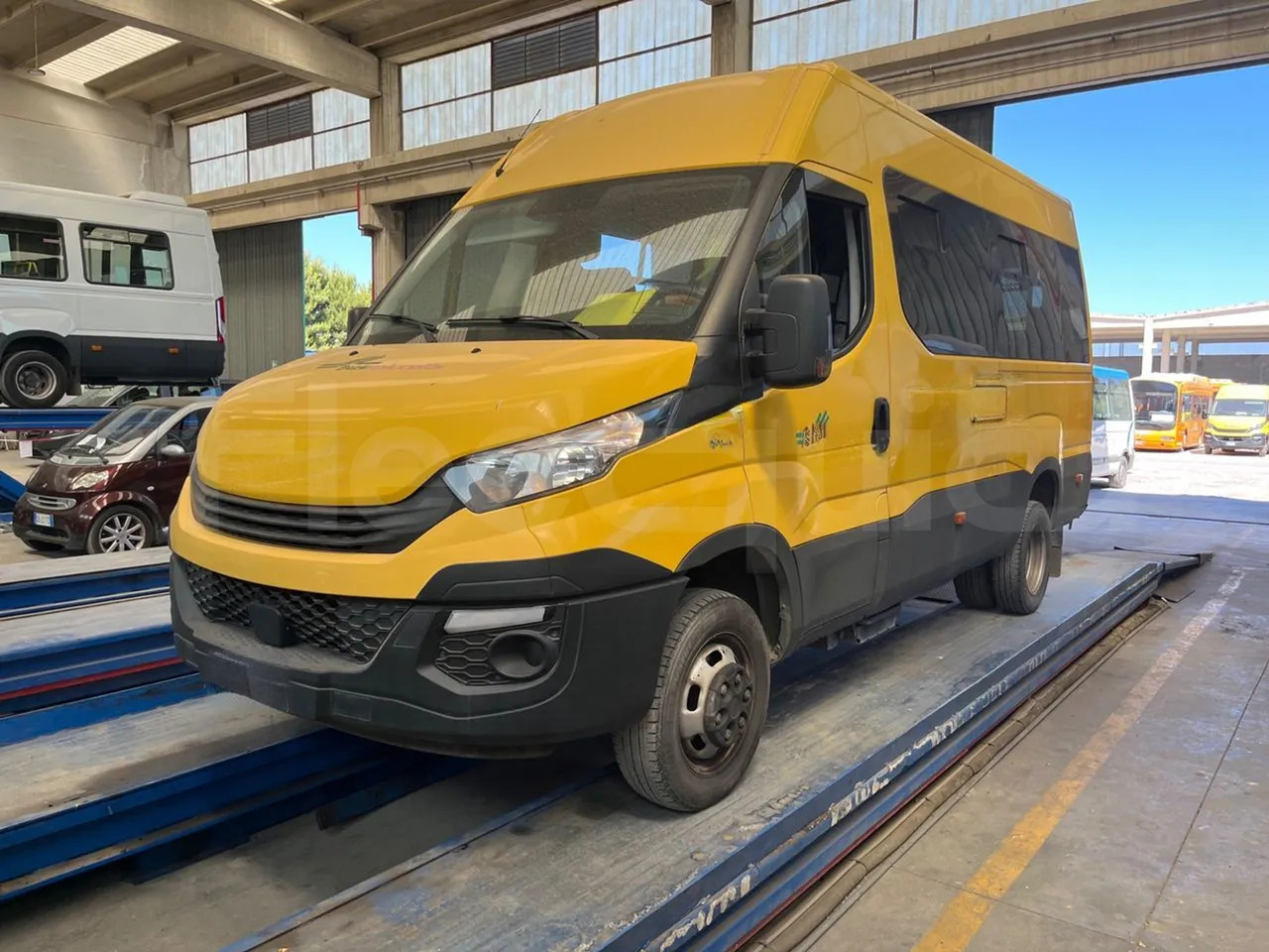 Iveco Daily - Школьный автобус: фото 4 Iveco Daily - Школьный автобус: фото 4