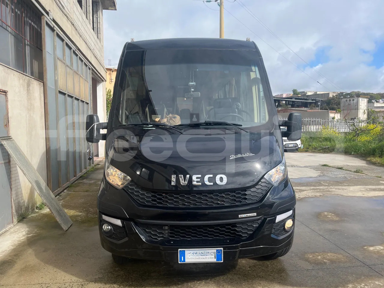 Iveco Daily - Туристический автобус: фото 2 Iveco Daily - Туристический автобус: фото 2