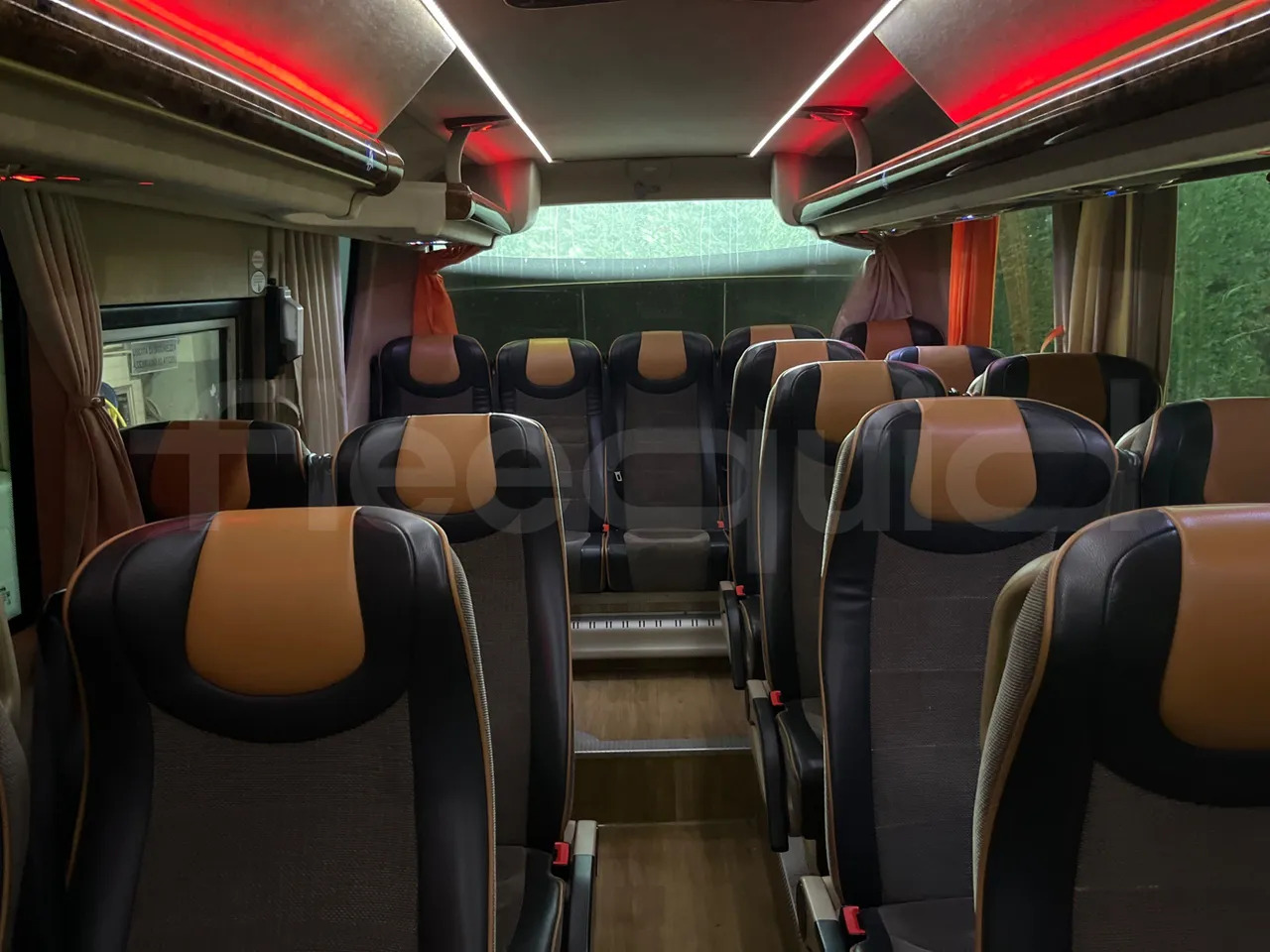 Туристический автобус Iveco Daily: фото 26