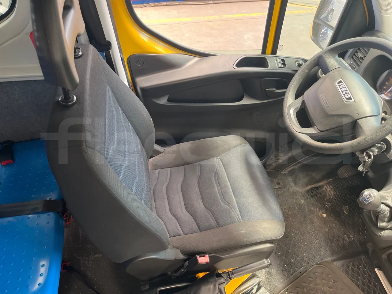 Школьный автобус Iveco Daily: фото 15
