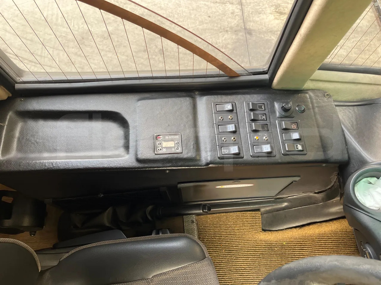 Туристический автобус Iveco Daily: фото 22