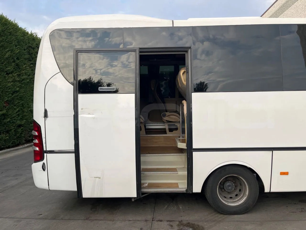 Туристический автобус Iveco Daily: фото 16