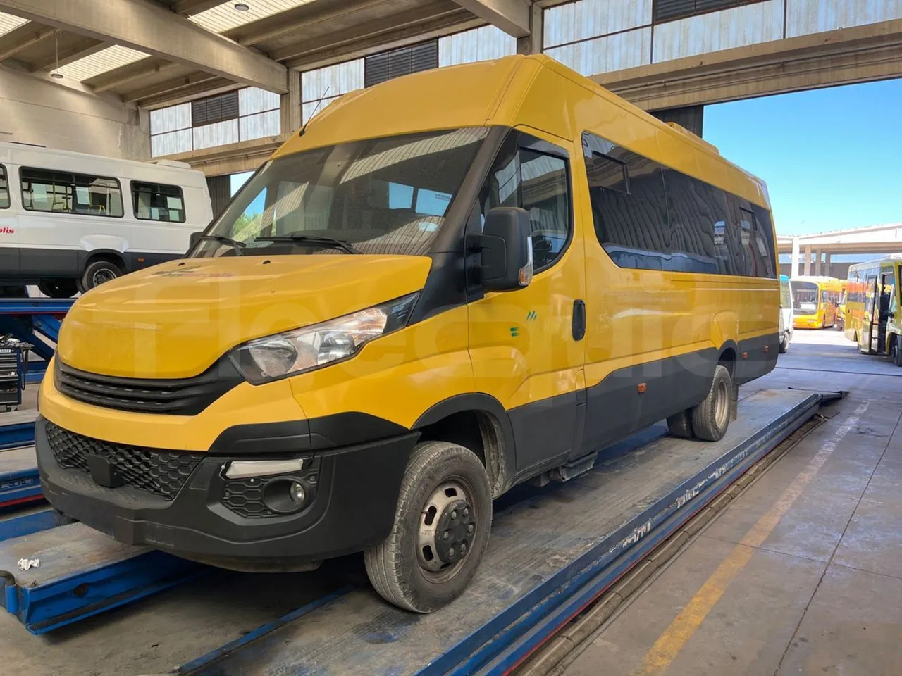 Iveco Daily - Школьный автобус: фото 4 Iveco Daily - Школьный автобус: фото 4
