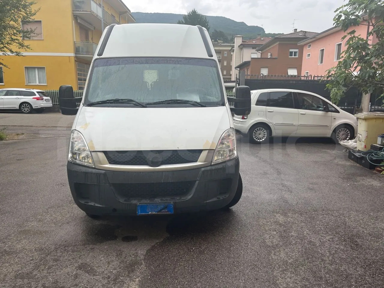 Iveco Daily - Микроавтобус, Пассажирский фургон: фото 2 Iveco Daily - Микроавтобус, Пассажирский фургон: фото 2