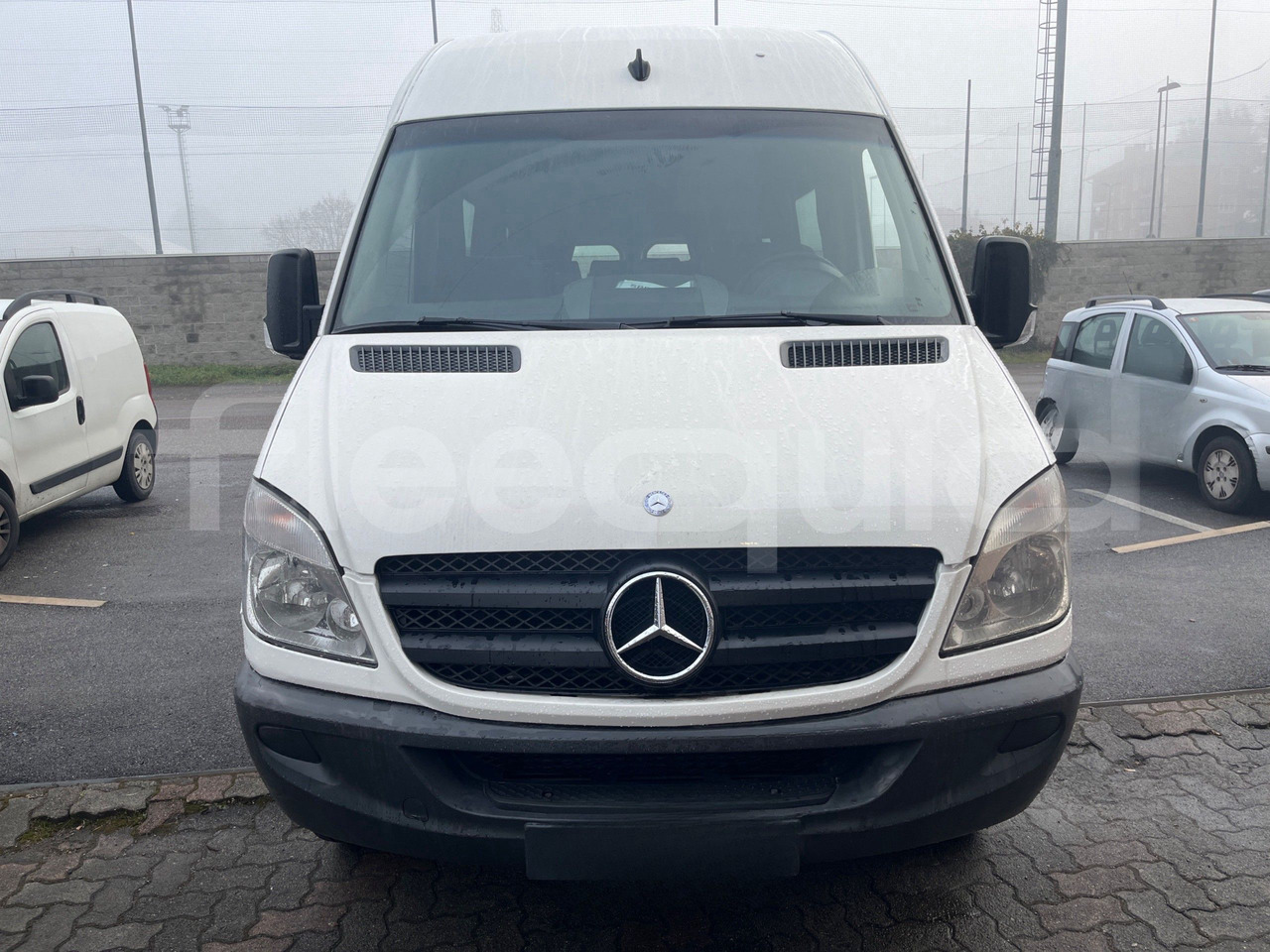 Mercedes-Benz Sprinter - Микроавтобус, Пассажирский фургон: фото 2 Mercedes-Benz Sprinter - Микроавтобус, Пассажирский фургон: фото 2