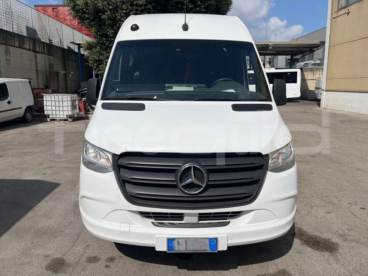 Mercedes-Benz Sprinter - Туристический автобус: фото 2 Mercedes-Benz Sprinter - Туристический автобус: фото 2