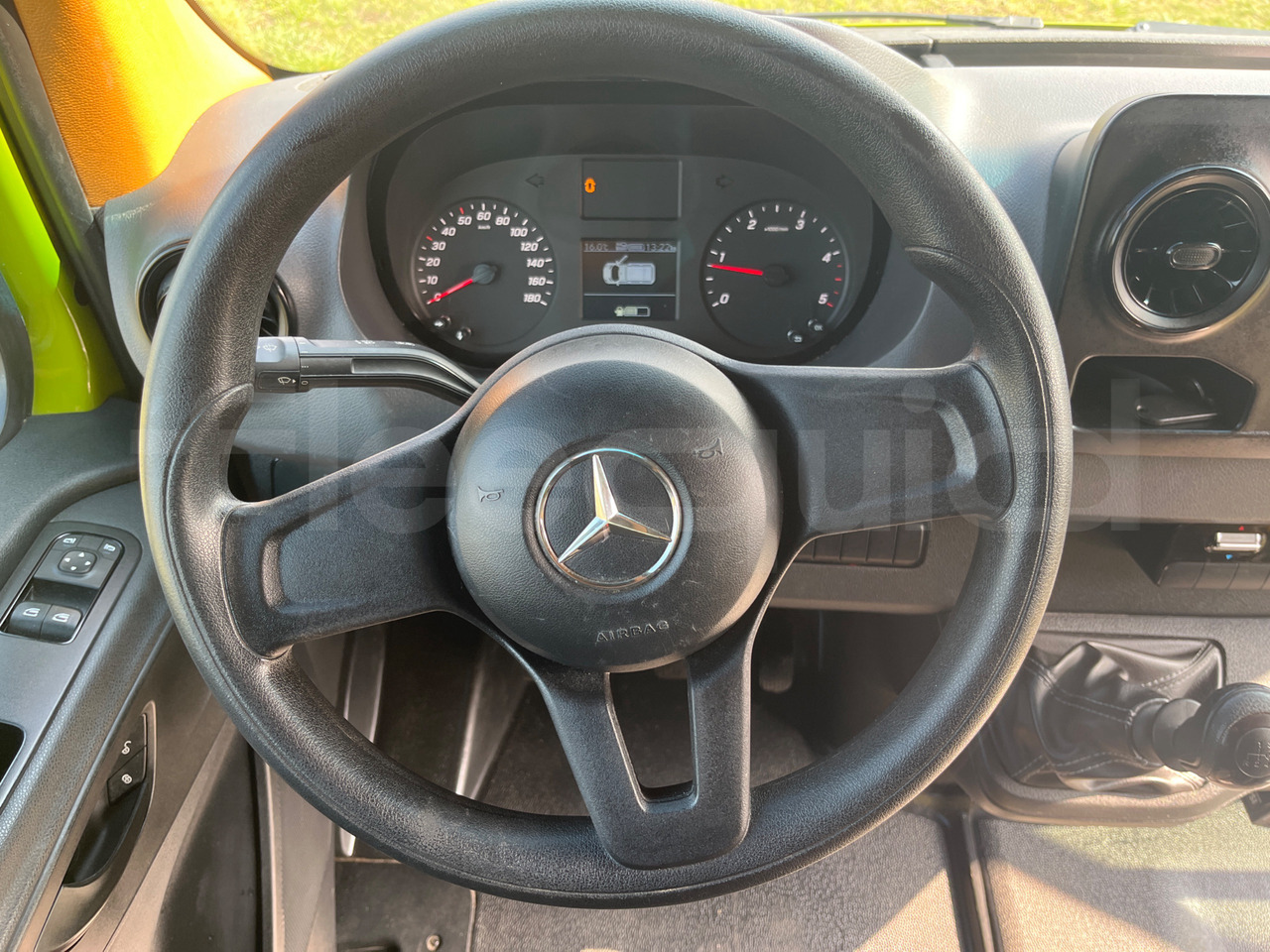 Mercedes-Benz Sprinter - Туристический автобус: фото 3 Mercedes-Benz Sprinter - Туристический автобус: фото 3