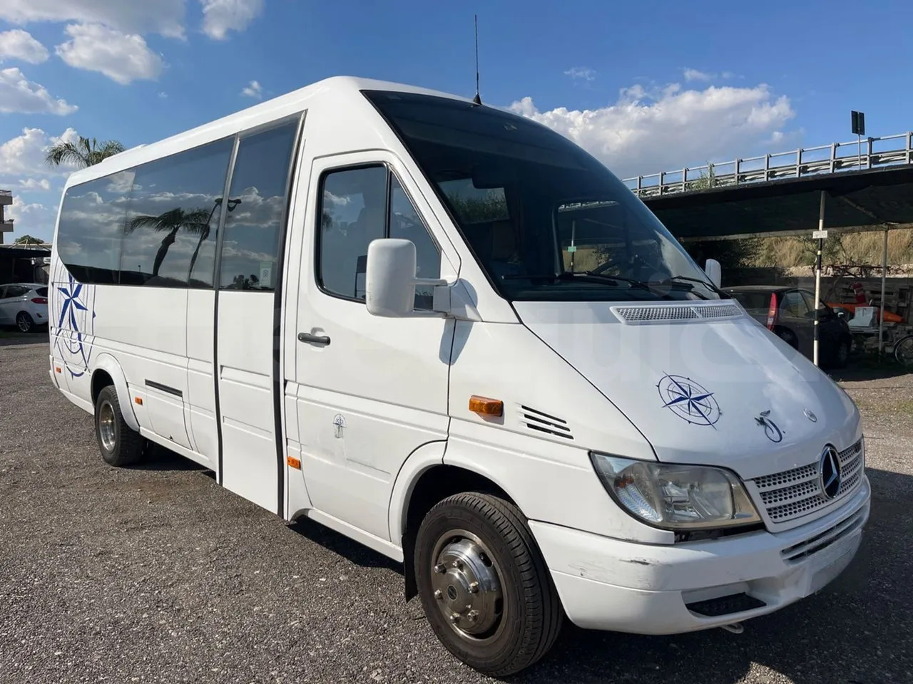 Mercedes-Benz Sprinter - Пригородный автобус: фото 1 Mercedes-Benz Sprinter - Пригородный автобус: фото 1
