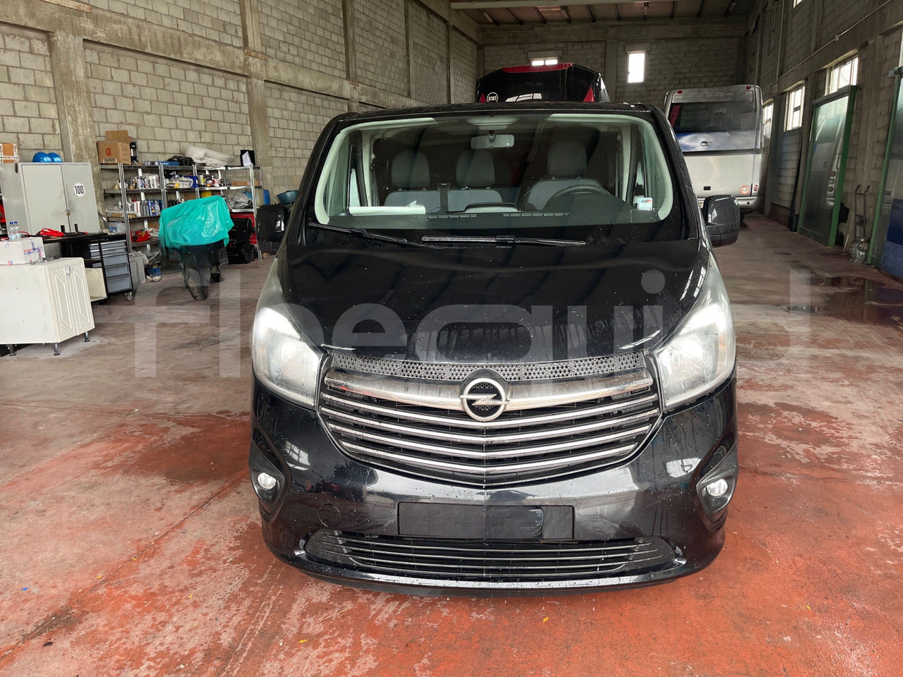 Opel Vivaro - B - Микроавтобус, Пассажирский фургон: фото 2 Opel Vivaro - B - Микроавтобус, Пассажирский фургон: фото 2