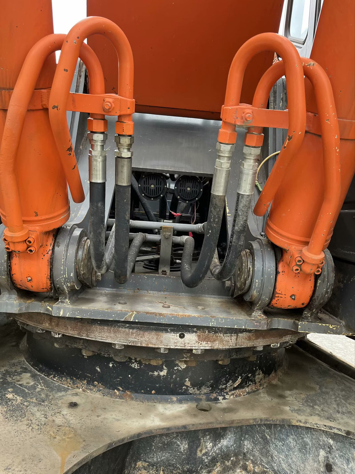 HITACHI 350H-3G - Гусеничный экскаватор: фото 5 HITACHI 350H-3G - Гусеничный экскаватор: фото 5