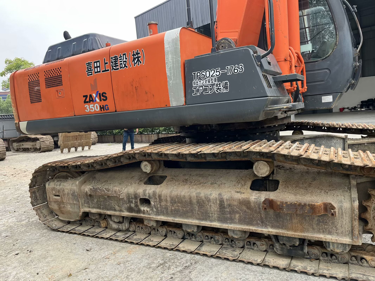 HITACHI 350H-3G - Гусеничный экскаватор: фото 1 HITACHI 350H-3G - Гусеничный экскаватор: фото 1