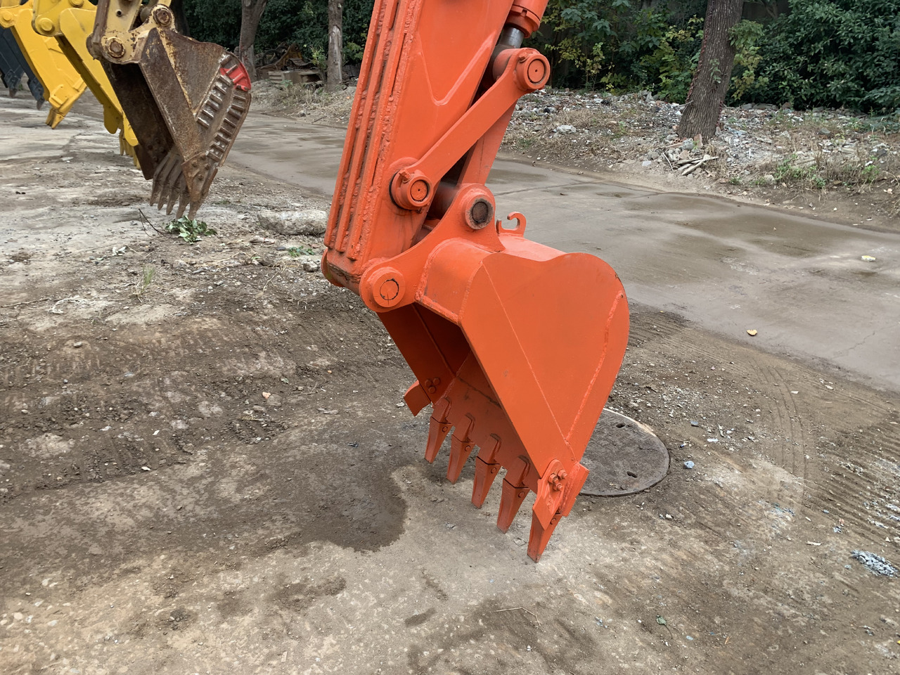 HITACHI ZAXIS 70 - Гусеничный экскаватор: фото 5 HITACHI ZAXIS 70 - Гусеничный экскаватор: фото 5