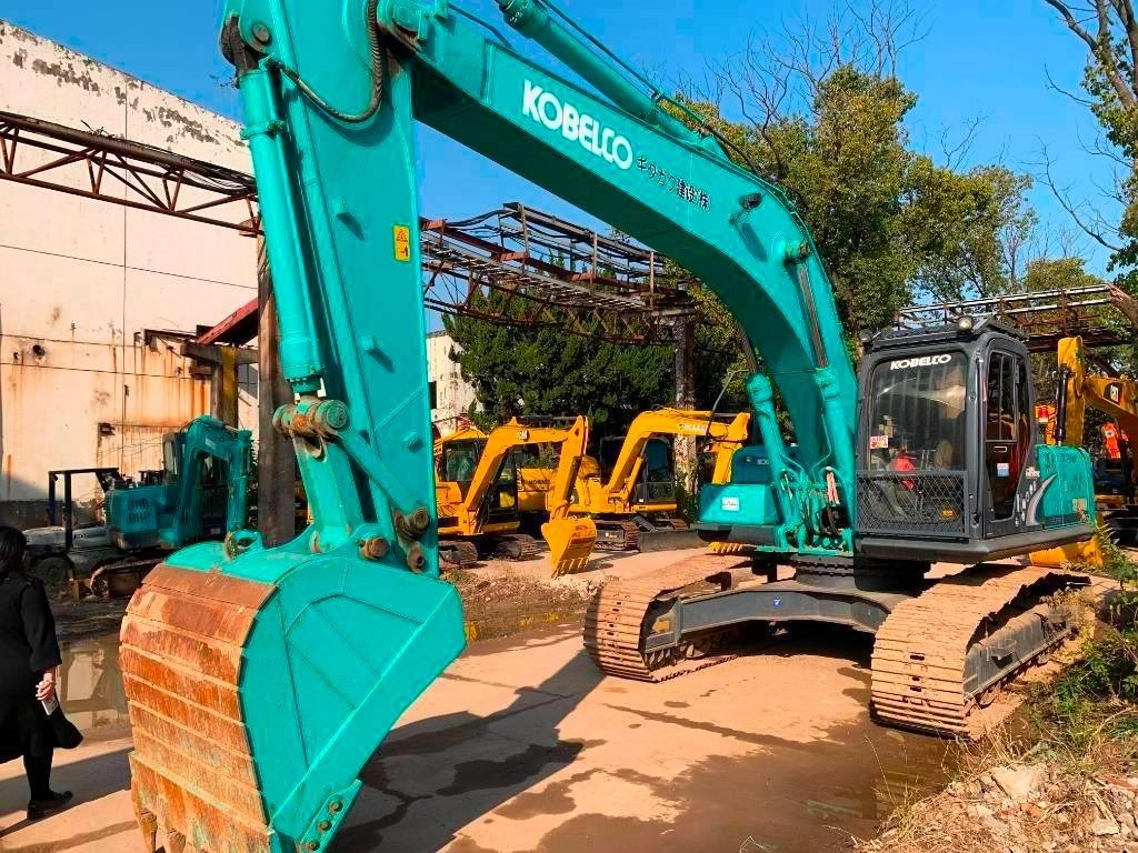 Kobelco SK 260D - Гусеничный экскаватор: фото 2 Kobelco SK 260D - Гусеничный экскаватор: фото 2