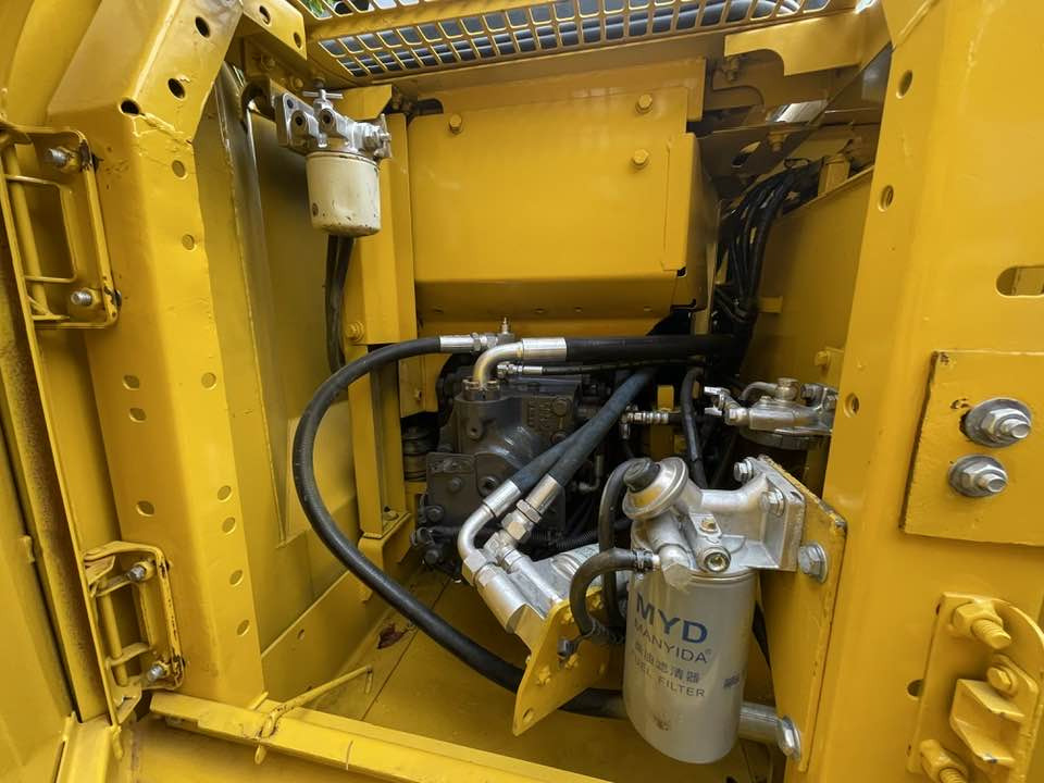 Komatsu PC130 - Мини-экскаватор: фото 4 Komatsu PC130 - Мини-экскаватор: фото 4