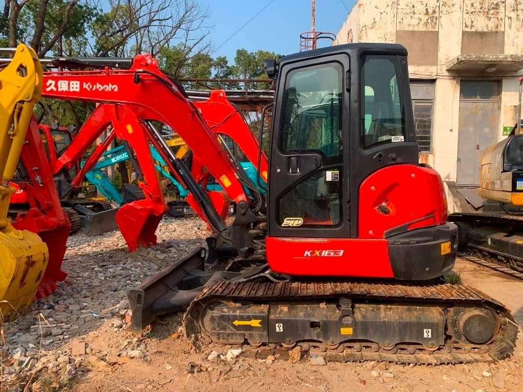 Kubota KX 163-5 - Мини-экскаватор: фото 1 Kubota KX 163-5 - Мини-экскаватор: фото 1