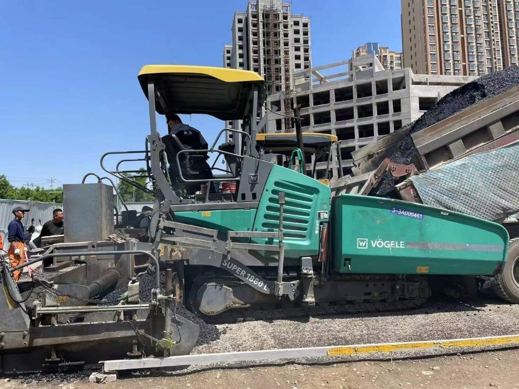 Vögele Super 1880L - Асфальтоукладчик: фото 1 Vögele Super 1880L - Асфальтоукладчик: фото 1