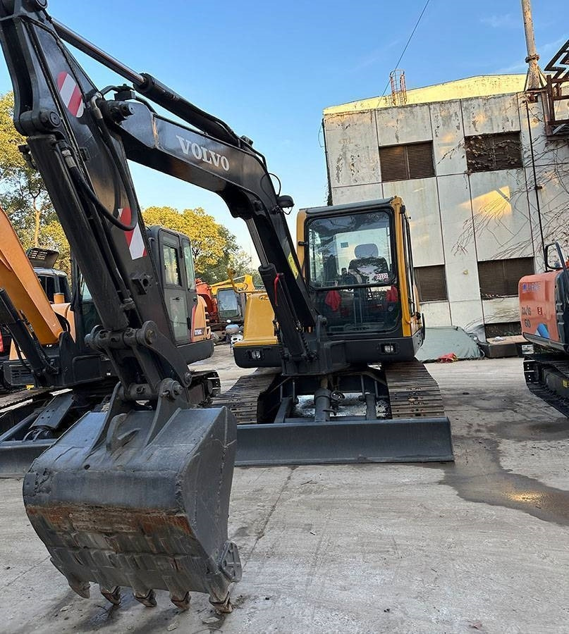 Volvo EC 55 B Pro - Мини-экскаватор: фото 4 Volvo EC 55 B Pro - Мини-экскаватор: фото 4