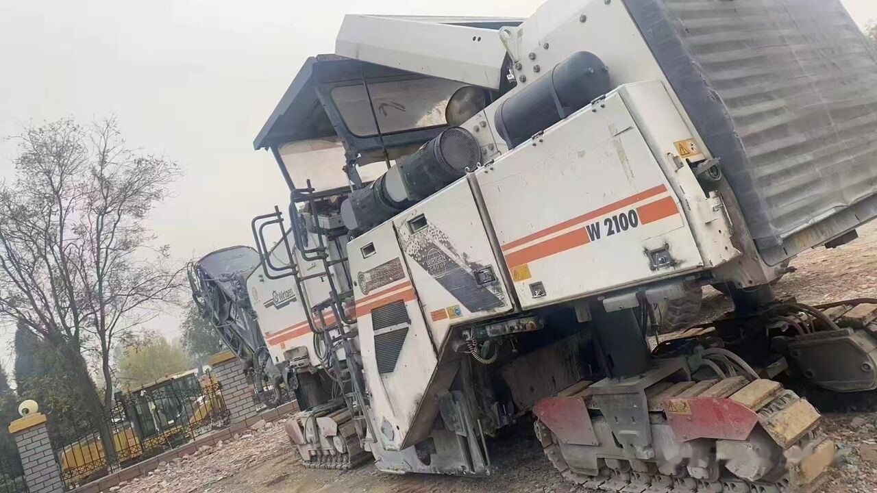 Wirtgen W2100 - Дорожная фреза: фото 4 Wirtgen W2100 - Дорожная фреза: фото 4