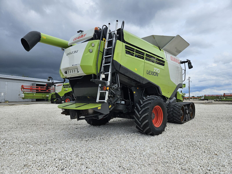 Claas Lexion 770 TT - Зерноуборочный комбайн: фото 1 Claas Lexion 770 TT - Зерноуборочный комбайн: фото 1