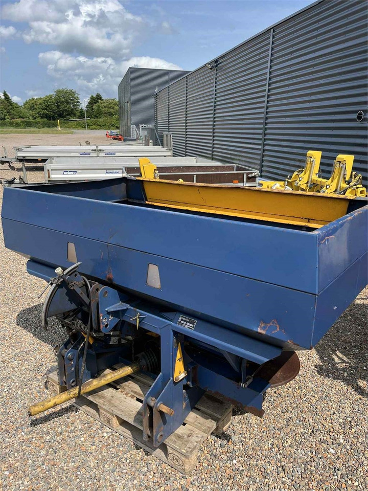 Bogballe E1500  - Техника для внесения удобрений: фото 2 Bogballe E1500  - Техника для внесения удобрений: фото 2
