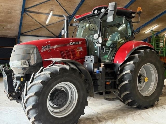Case IH PUMA 240 CVX - Трактор: фото 1 Case IH PUMA 240 CVX - Трактор: фото 1