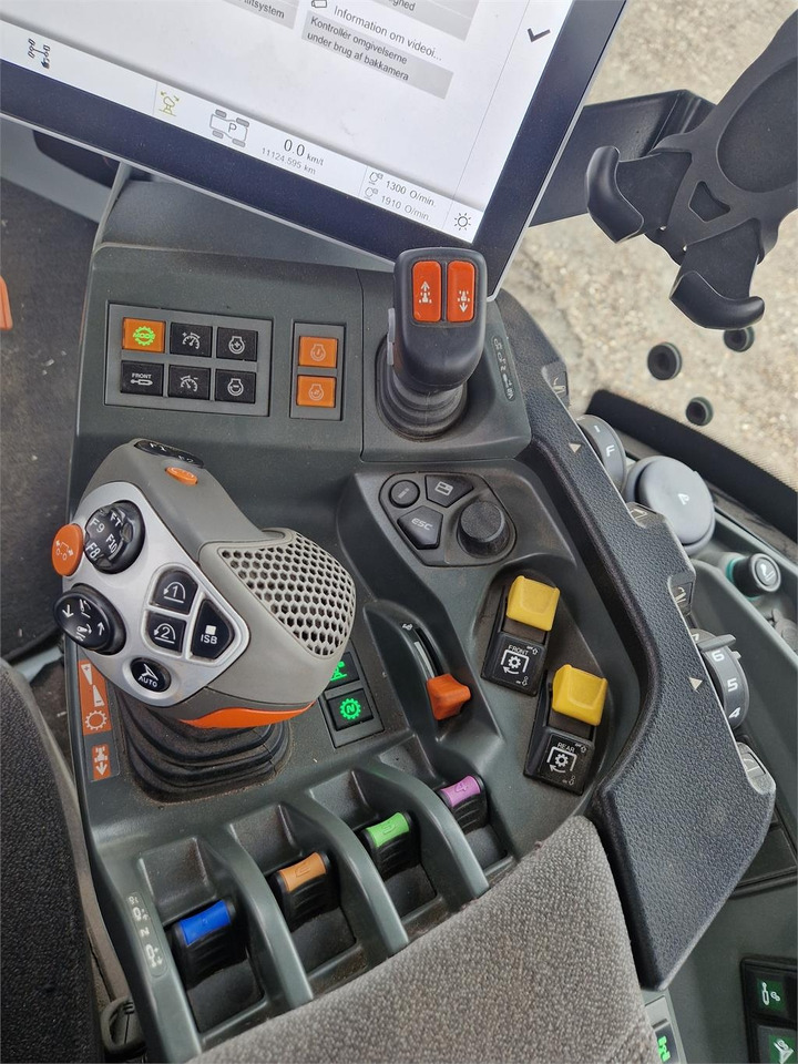 Claas AXION 960 TT - Трактор: фото 5 Claas AXION 960 TT - Трактор: фото 5