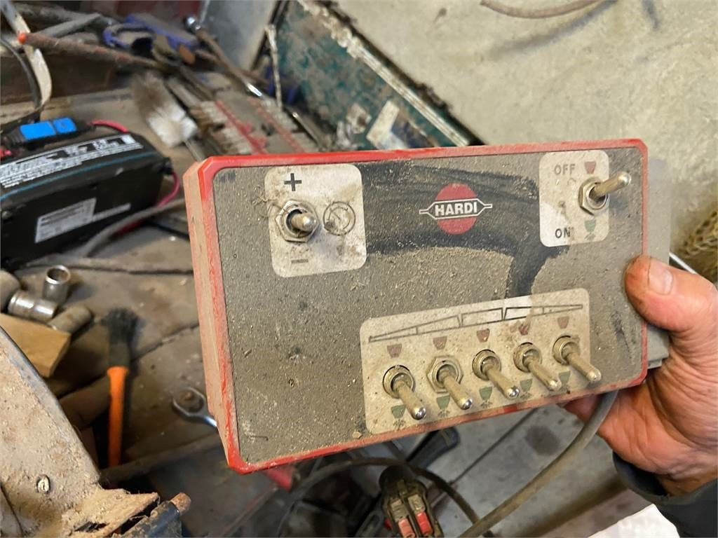 Прицепной опрыскиватель Hardi COMANDER 2800 L 24 M: фото 6 Прицепной опрыскиватель Hardi COMANDER 2800 L 24 M: фото 6