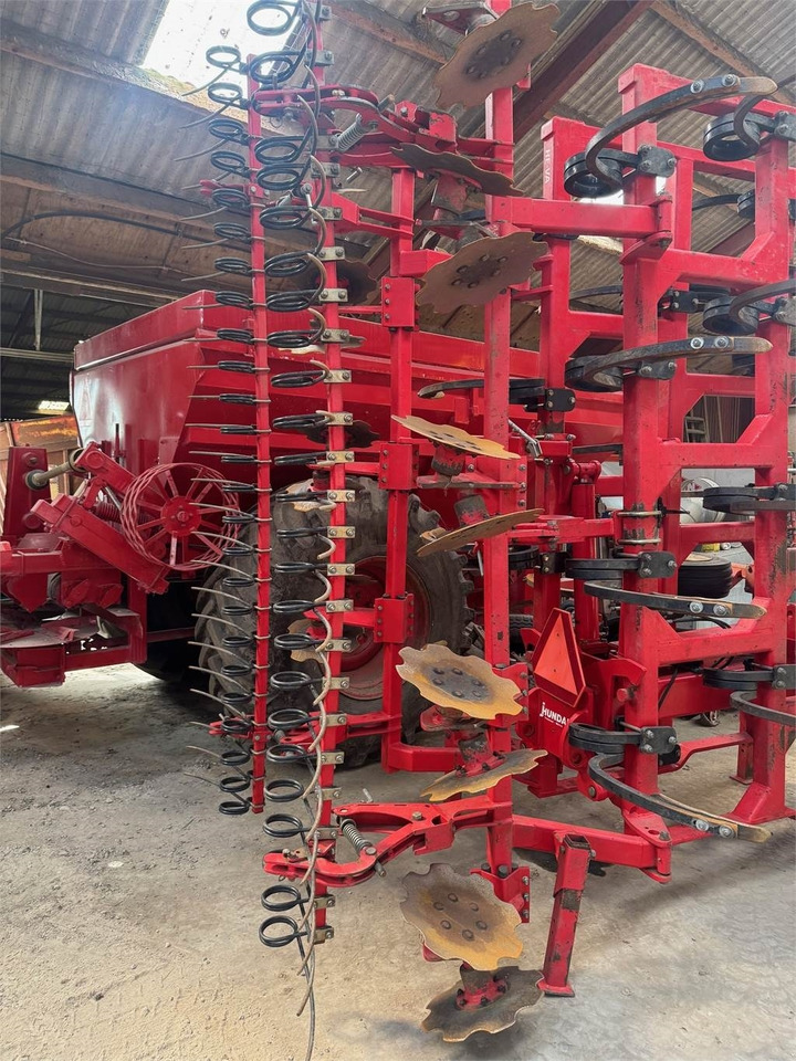 He-Va TRIPLE-TILLER AIRY 6 - Борона: фото 3 He-Va TRIPLE-TILLER AIRY 6 - Борона: фото 3