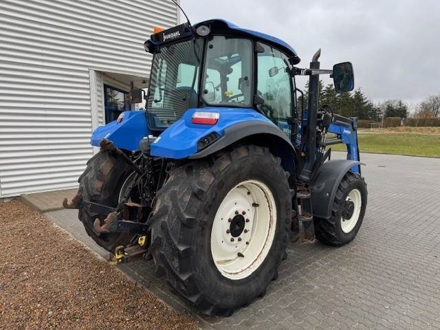New Holland T5.115 EC - Трактор: фото 3 New Holland T5.115 EC - Трактор: фото 3