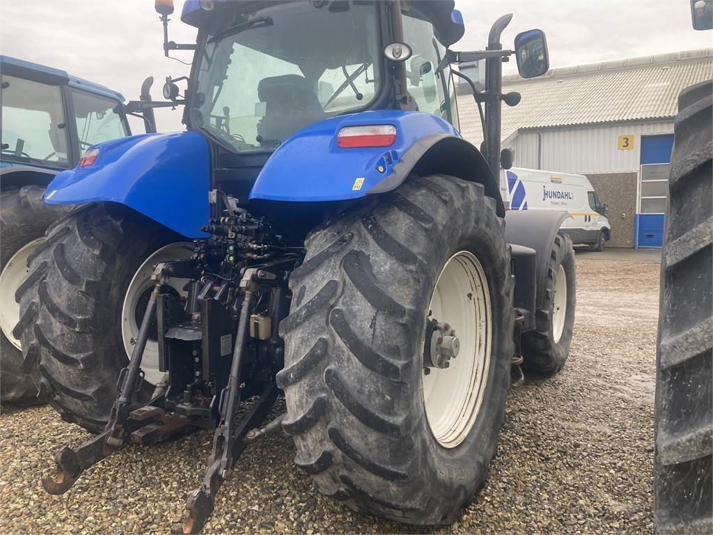 New Holland T7.220 CLASSIC - Трактор: фото 4 New Holland T7.220 CLASSIC - Трактор: фото 4