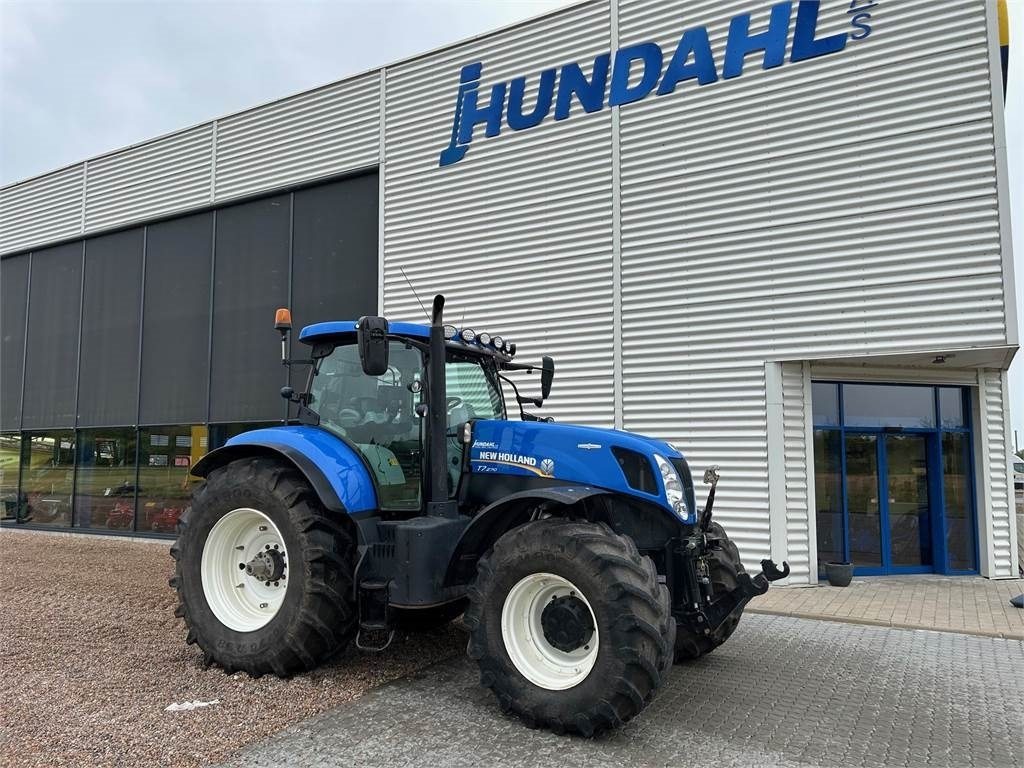 New Holland T7.270AC KEY - Трактор: фото 1 New Holland T7.270AC KEY - Трактор: фото 1