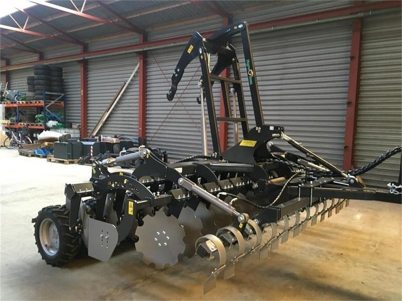 Agro - TOM 4 m. bugseret med slæbeplanke - Дисковая борона: фото 1 Agro - TOM 4 m. bugseret med slæbeplanke - Дисковая борона: фото 1