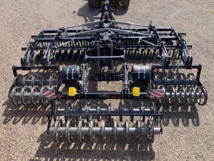 Agro - TOM 6 Meter discharve - Дисковая борона: фото 1 Agro - TOM 6 Meter discharve - Дисковая борона: фото 1