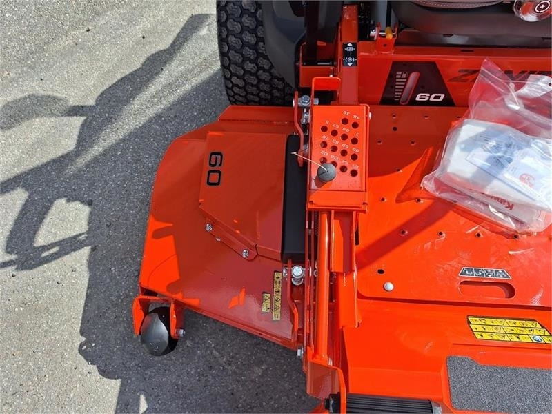 Ariens Zenith 60" (152 cm Klippe bredde) - Коммунальный трактор: фото 4 Ariens Zenith 60" (152 cm Klippe bredde) - Коммунальный трактор: фото 4