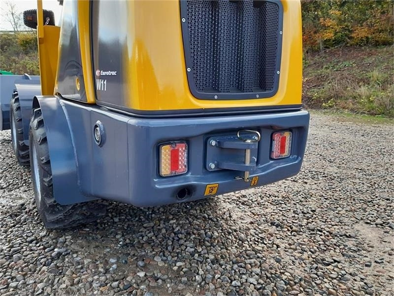 Eurotrac W11 - Компактный фронтальный погрузчик: фото 4 Eurotrac W11 - Компактный фронтальный погрузчик: фото 4