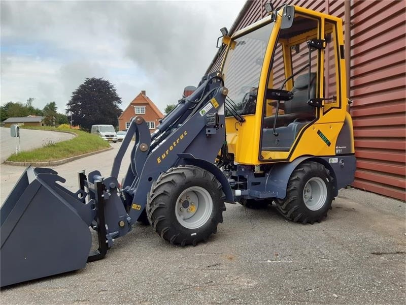 Eurotrac W11 w11 lang arm førehus  - Компактный фронтальный погрузчик: фото 2 Eurotrac W11 w11 lang arm førehus  - Компактный фронтальный погрузчик: фото 2