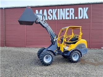 Eurotrac W12 Eurotrac W12s m. mellem arm - Компактный фронтальный погрузчик: фото 1 Eurotrac W12 Eurotrac W12s m. mellem arm - Компактный фронтальный погрузчик: фото 1