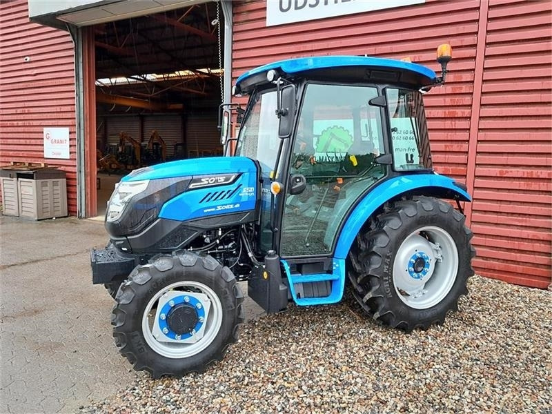 Solis 50 med kabine - Трактор: фото 1 Solis 50 med kabine - Трактор: фото 1