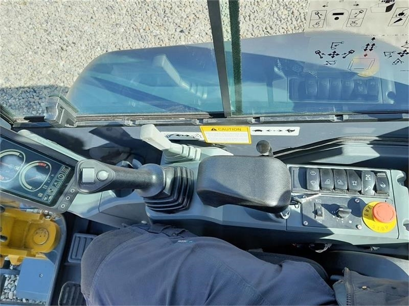 Мини-экскаватор XCMG Xe27e: фото 12