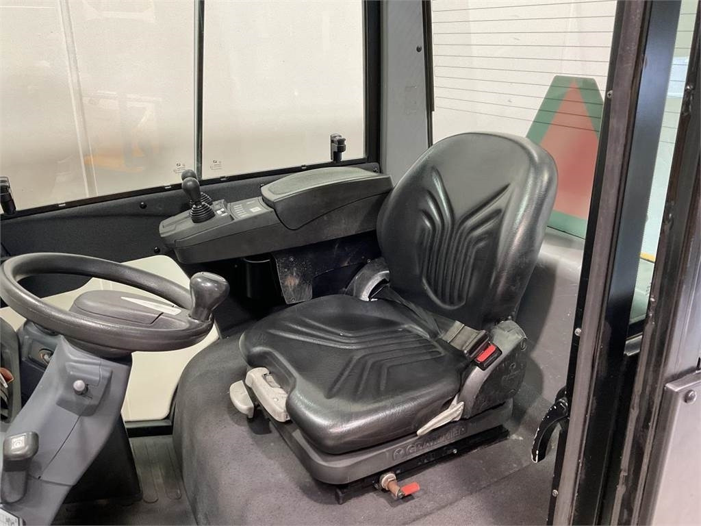 Jungheinrich DFG 425S - Дизельный погрузчик: фото 5 Jungheinrich DFG 425S - Дизельный погрузчик: фото 5