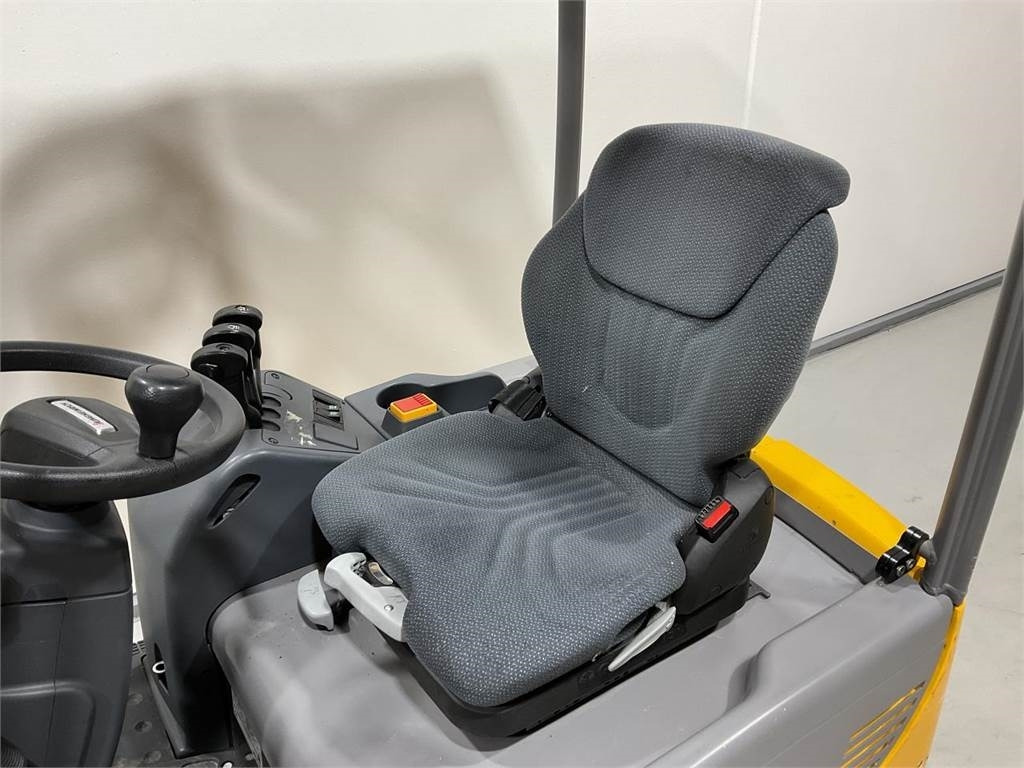 Jungheinrich EFG 113 - Электропогрузчик: фото 5 Jungheinrich EFG 113 - Электропогрузчик: фото 5