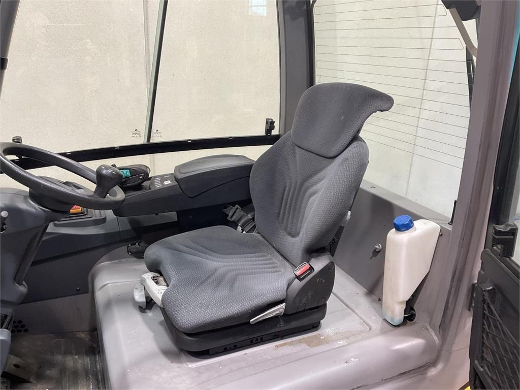 Jungheinrich EFG 425K - Электропогрузчик: фото 5 Jungheinrich EFG 425K - Электропогрузчик: фото 5