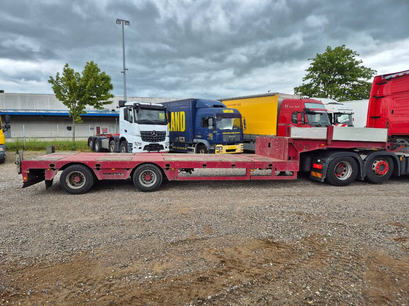 Faymonville 2 axle hydraulic steering // Machinetrailer - Низкорамный полуприцеп: фото 1 Faymonville 2 axle hydraulic steering // Machinetrailer - Низкорамный полуприцеп: фото 1